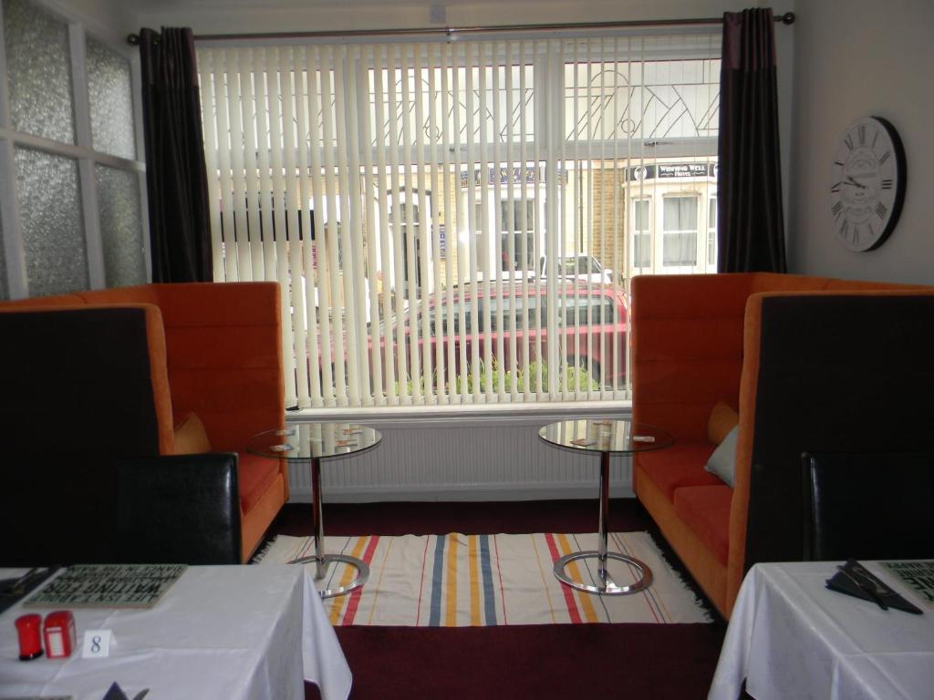 Devon Guest House room 1